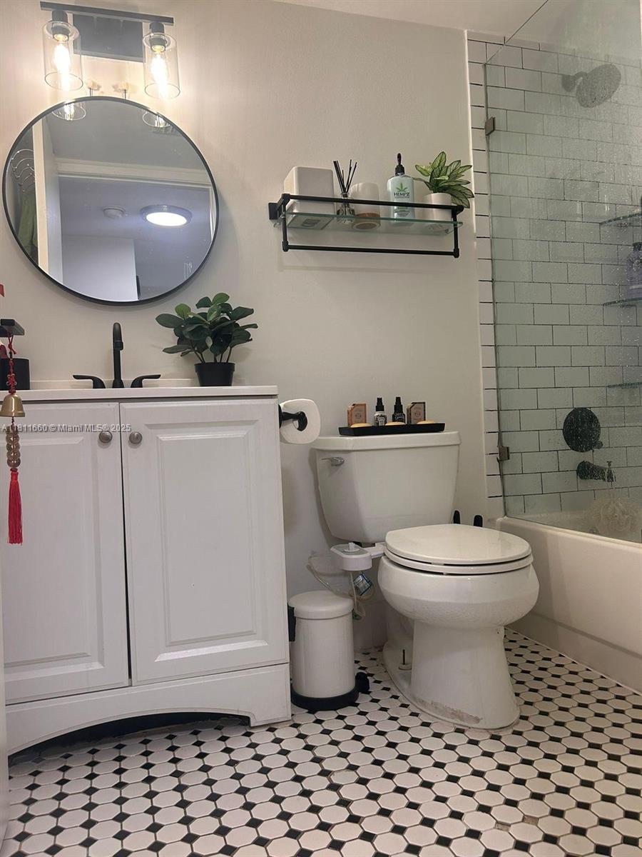 MADISON DOWNTOWN CONDO - Residential Lease
