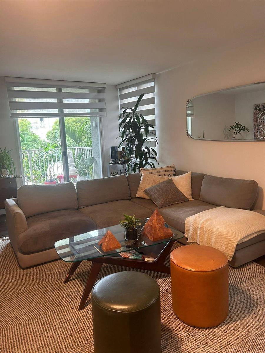 MADISON DOWNTOWN CONDO - Residential Lease