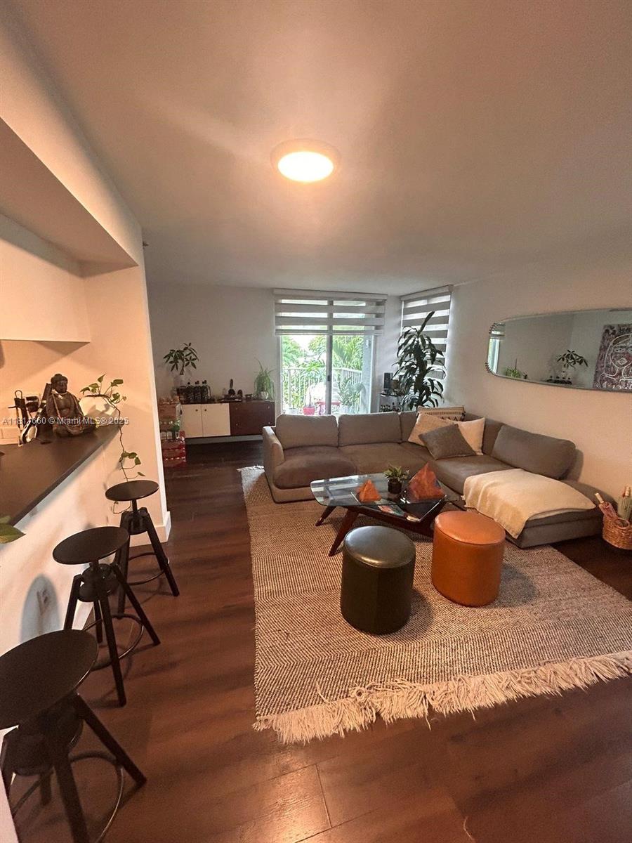 MADISON DOWNTOWN CONDO - Residential Lease