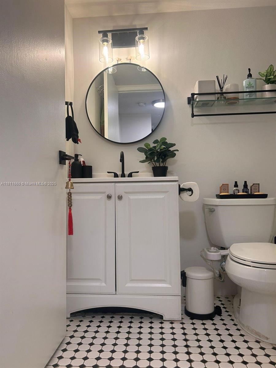 MADISON DOWNTOWN CONDO - Residential Lease