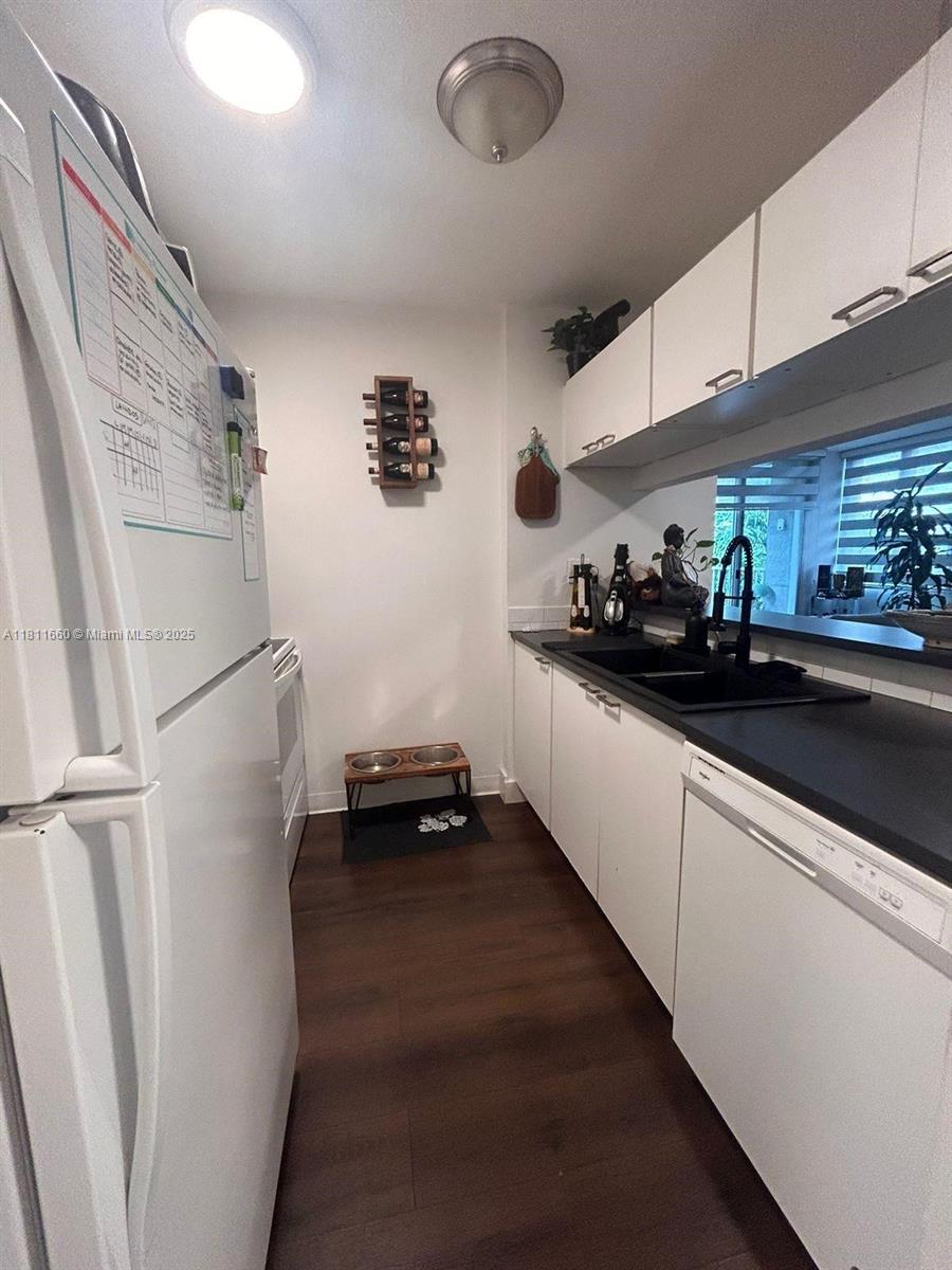 MADISON DOWNTOWN CONDO - Residential Lease