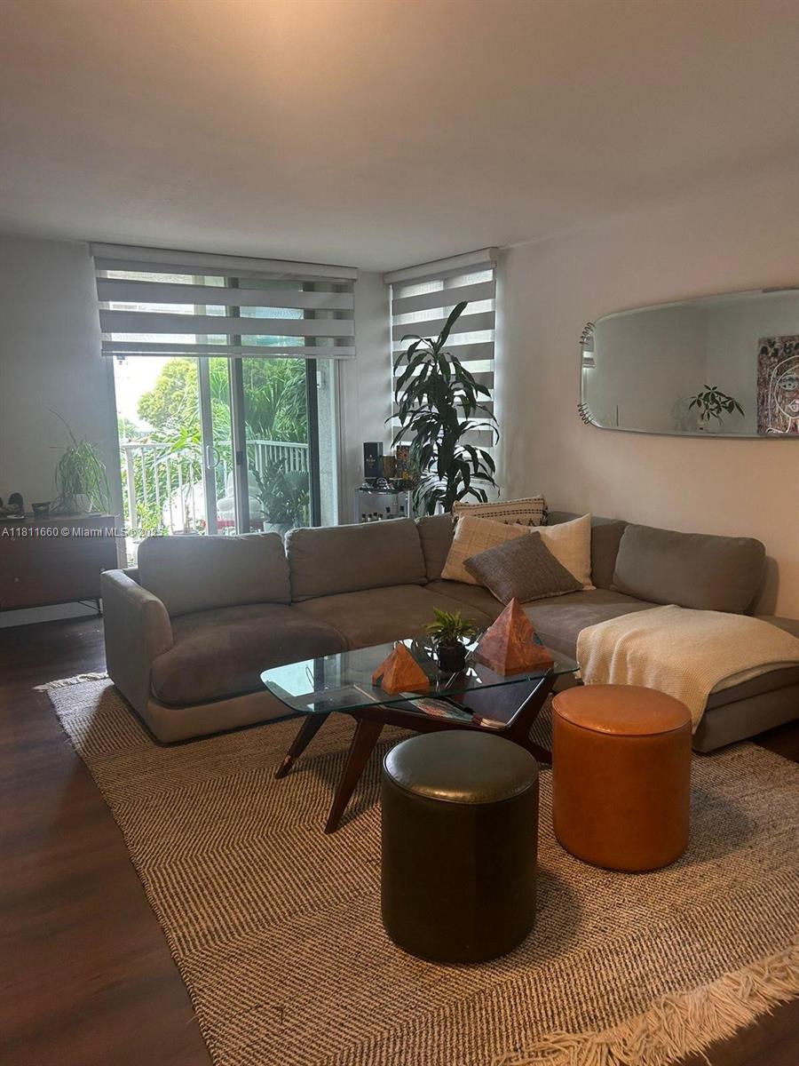 MADISON DOWNTOWN CONDO - Residential Lease