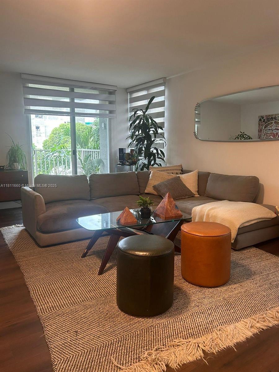 MADISON DOWNTOWN CONDO - Residential Lease