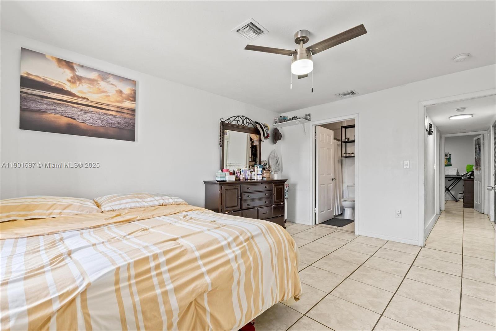 WATERSIDE TOWNHOMES SEC 3 - Residential