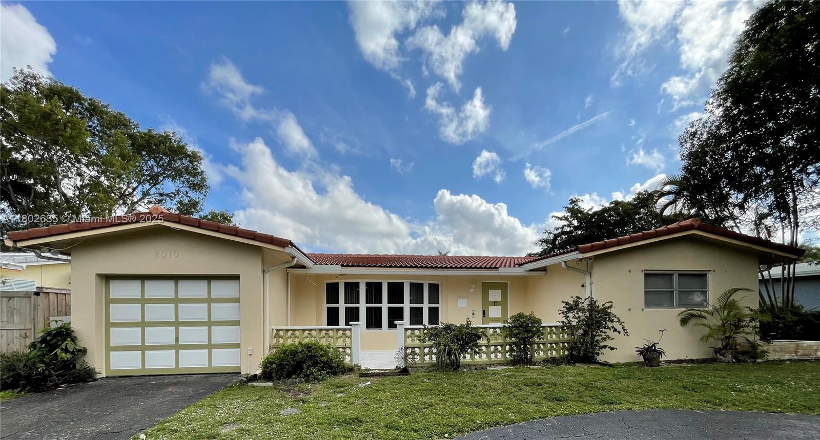Rental Property at 2010 Nw 34th St 2010, Fort Lauderdale, Broward County, Florida - Bedrooms: 3 
Bathrooms: 2  - $2,999 MO.