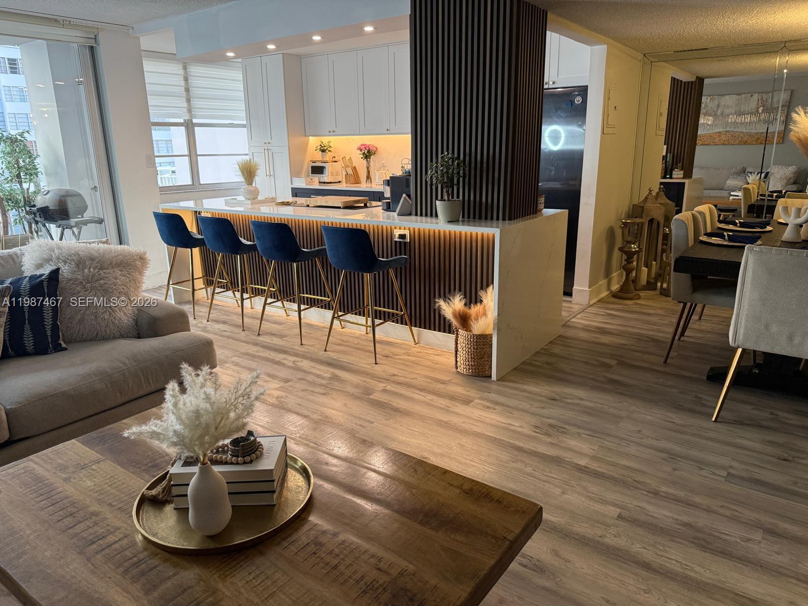 18061 Biscayne Blvd 404