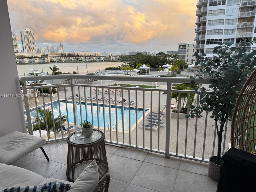 YOU HAVE FOUND A STUNNING FULLY RENOVATED 2B/2B + DEN UNIT IN DEL PRADO!  
This spacious residence on the 4th floor features two balconies with beautiful bay views, a modern kitchen with updated appliances, large closets, a vanity area, and high-quality finishes throughout. 
The additional DEN provides the perfect flexible space for an office, guest area, or media room.
It’s truly a pleasure to show.
Building Amenities Include:24-hour security,
Tennis court, Gym, Two large heated pools, Hair salon, Marina access for boaters
This beautifully renovated 2B/2B + DEN is an excellent opportunity to live in Aventura, just minutes from Aventura Mall and top conveniences.