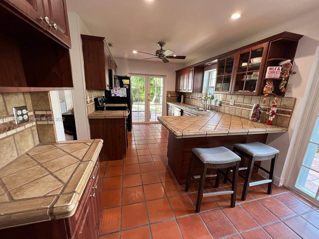 CORAL CREEK - Residential