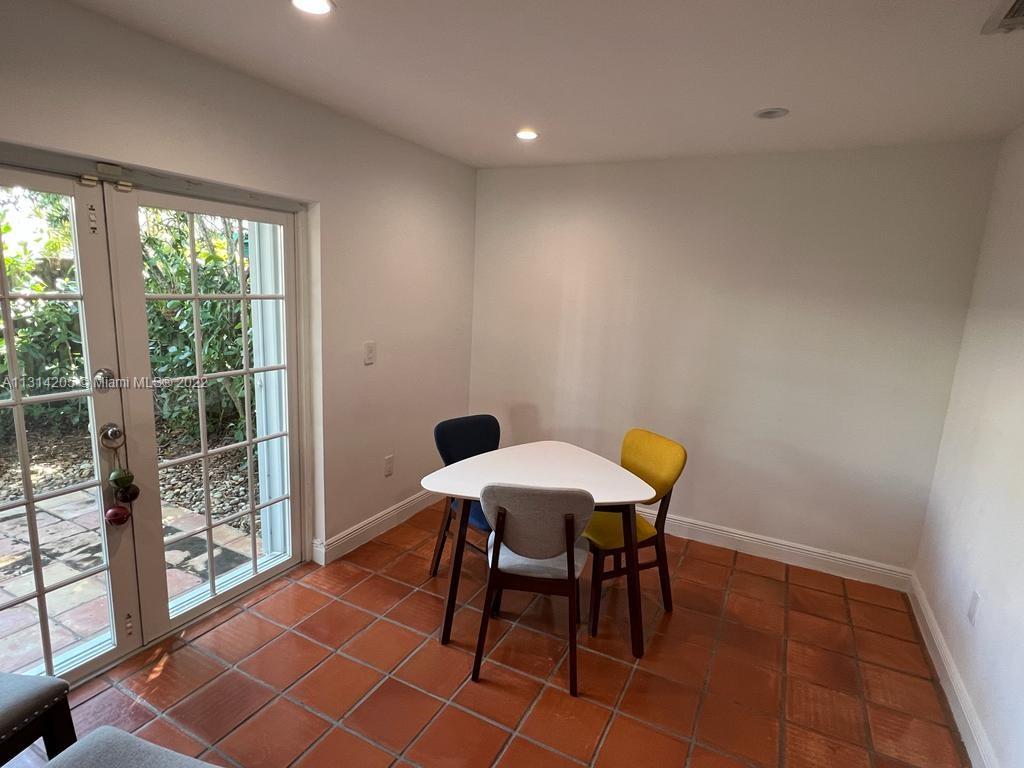 CORAL CREEK - Residential