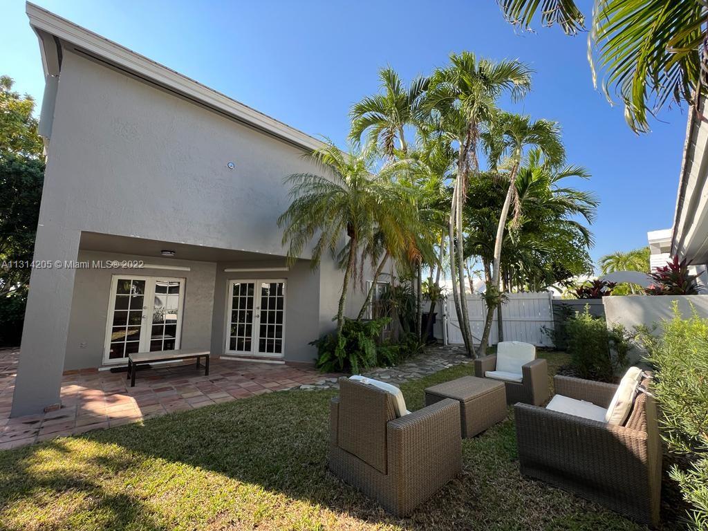 CORAL CREEK - Residential