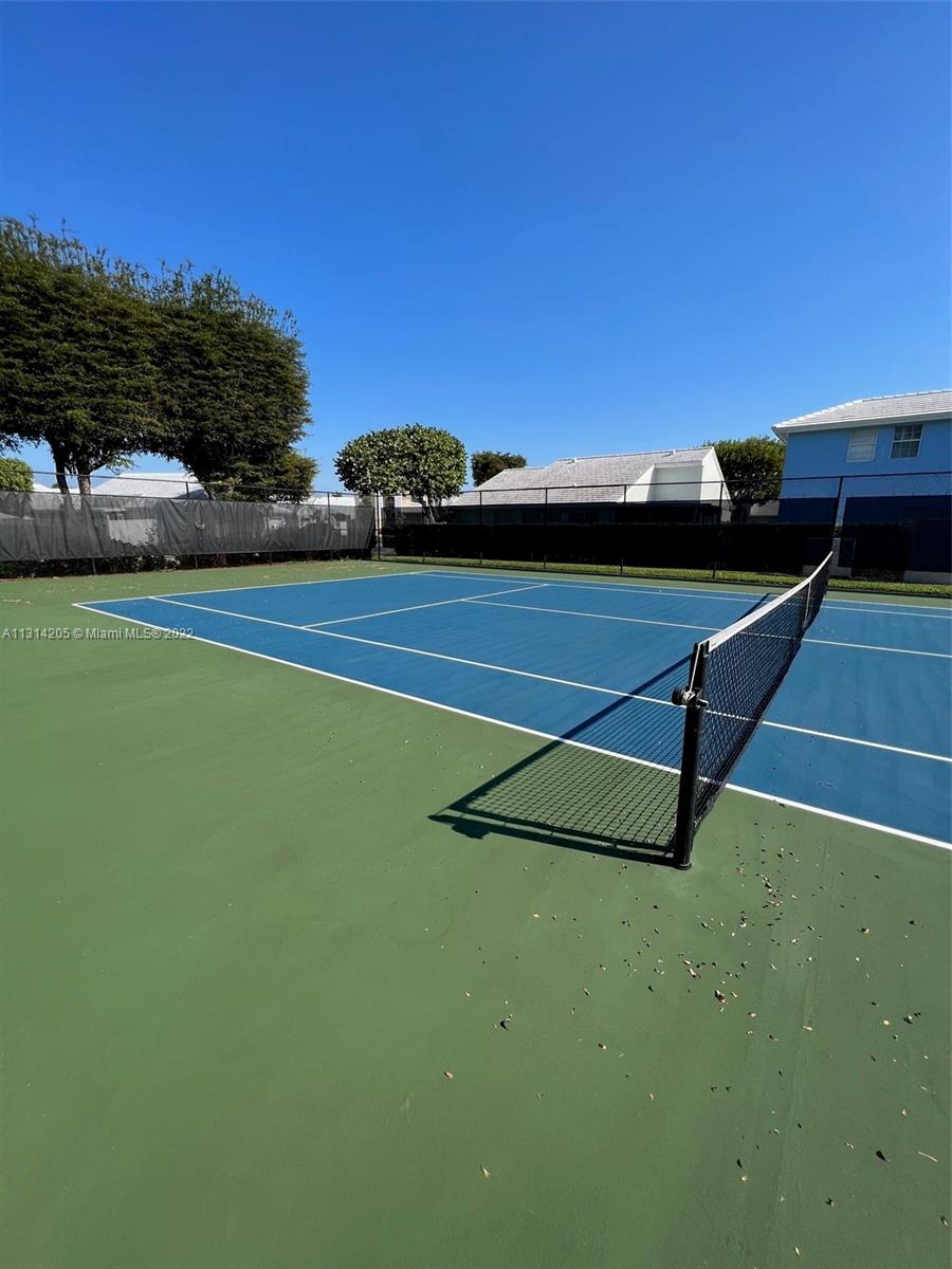 CORAL CREEK - Residential