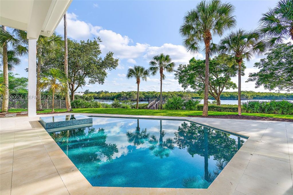 Photo of 8818 SE Riverfront Ter, Jupiter, FL 33469 (MLS # A12000652)