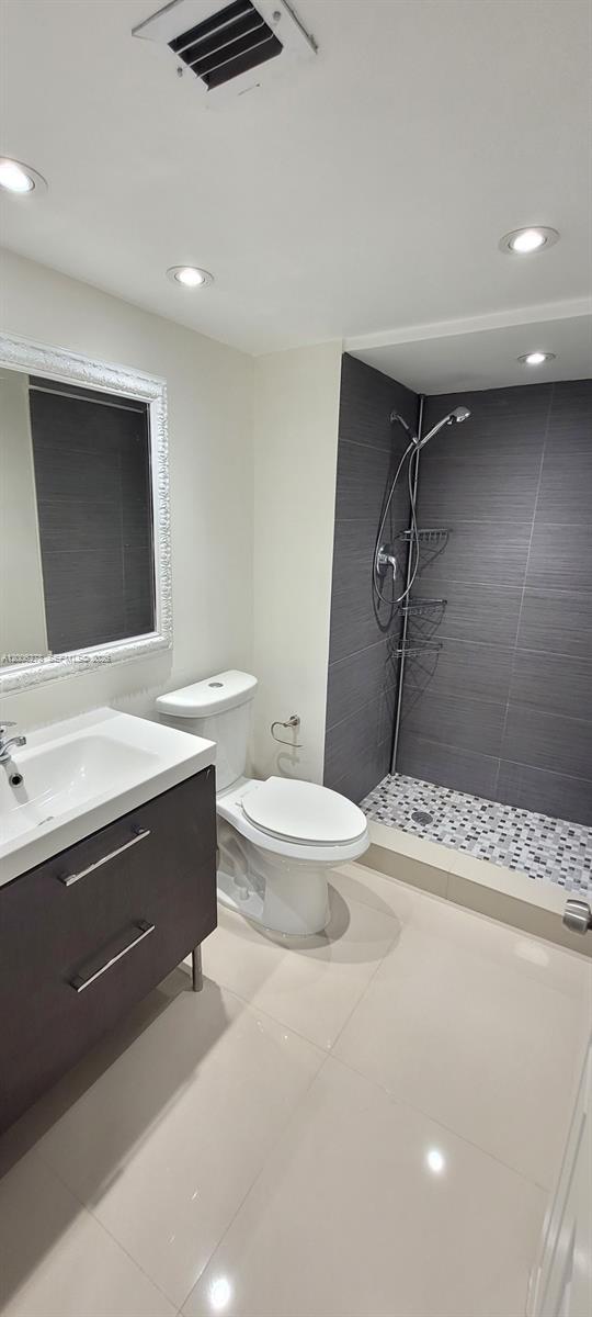 DEL PRADO MARINA - Residential