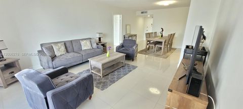 Tiny photo for 18011 Biscayne Blvd #402, Aventura, FL 33160 (MLS # A12006278)