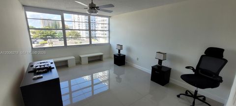 Tiny photo for 18011 Biscayne Blvd #402, Aventura, FL 33160 (MLS # A12006278)
