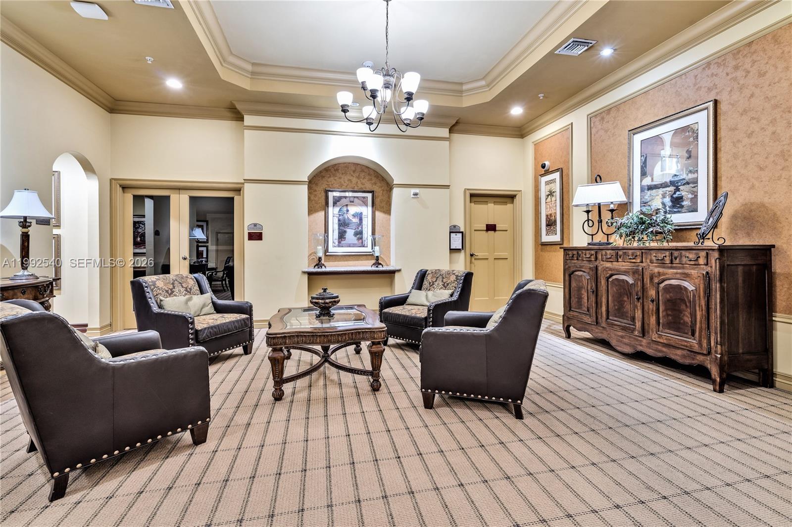 PUERTA DE PALMAS CONDO - Residential Lease