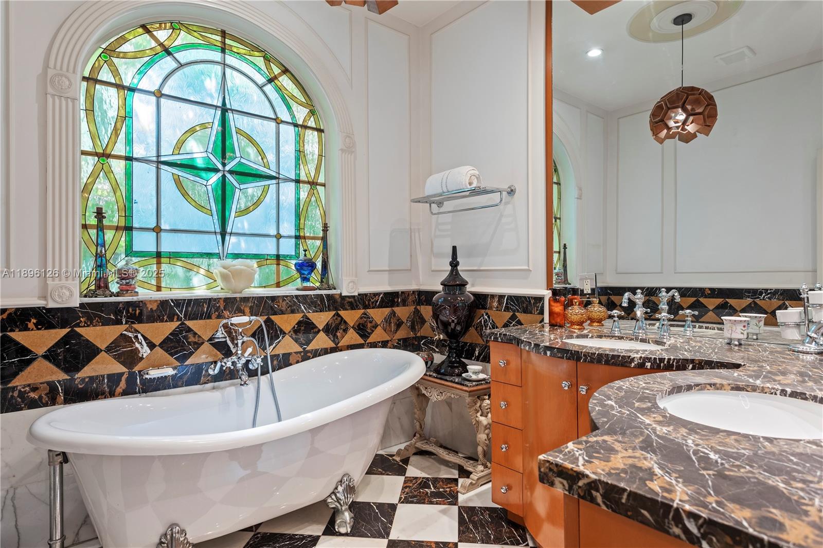 BEACH VIEW ADDN - Residential Lease