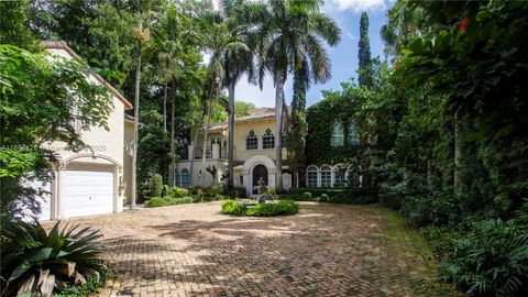5801 Pine Tree Dr Miami Beach FL 33140