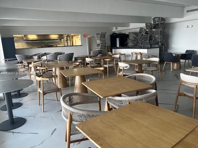 LA MER ESTATES SOUTH COND - Residential