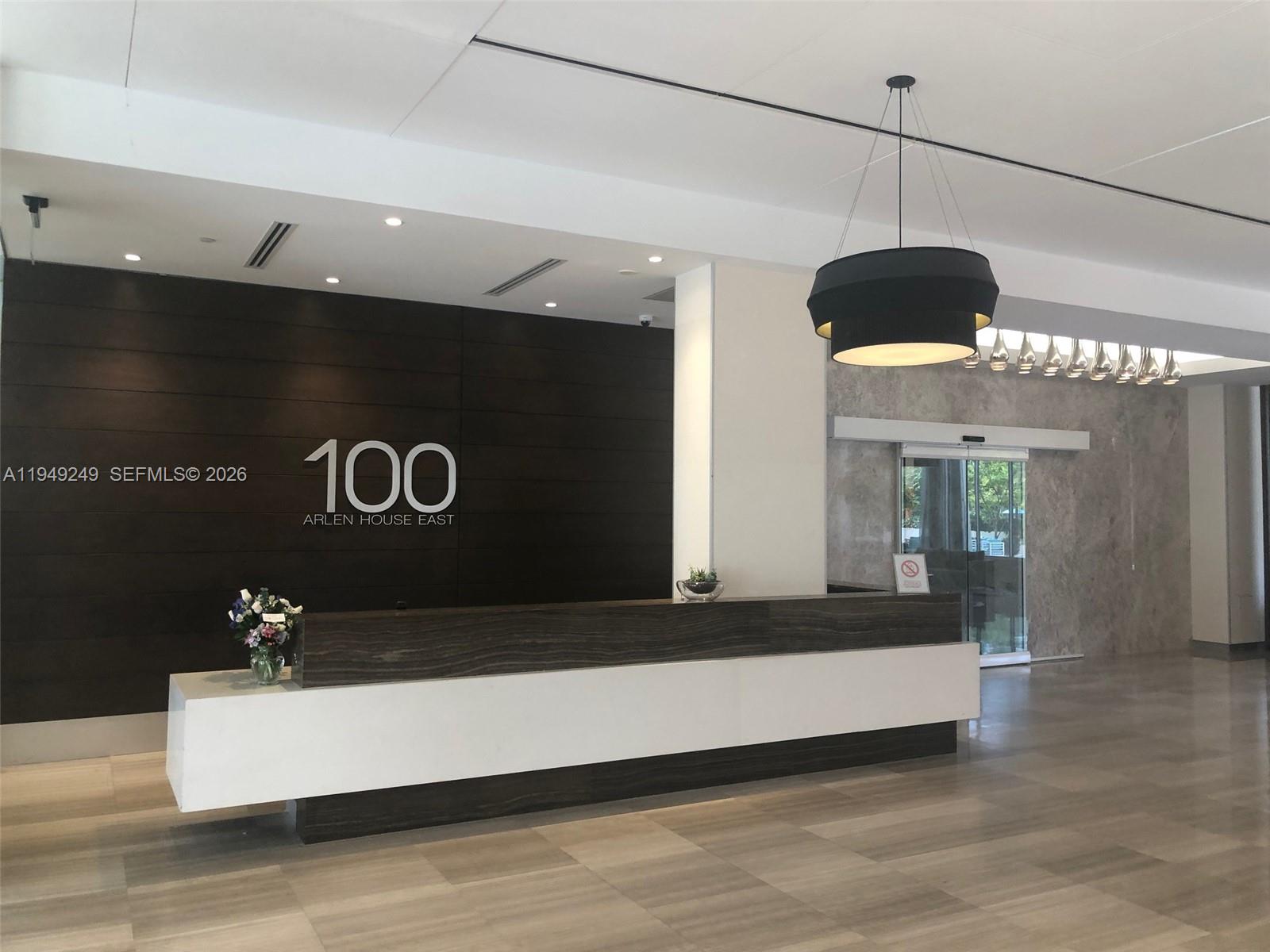 ARLEN HOUSE EAST CONDO - Residential