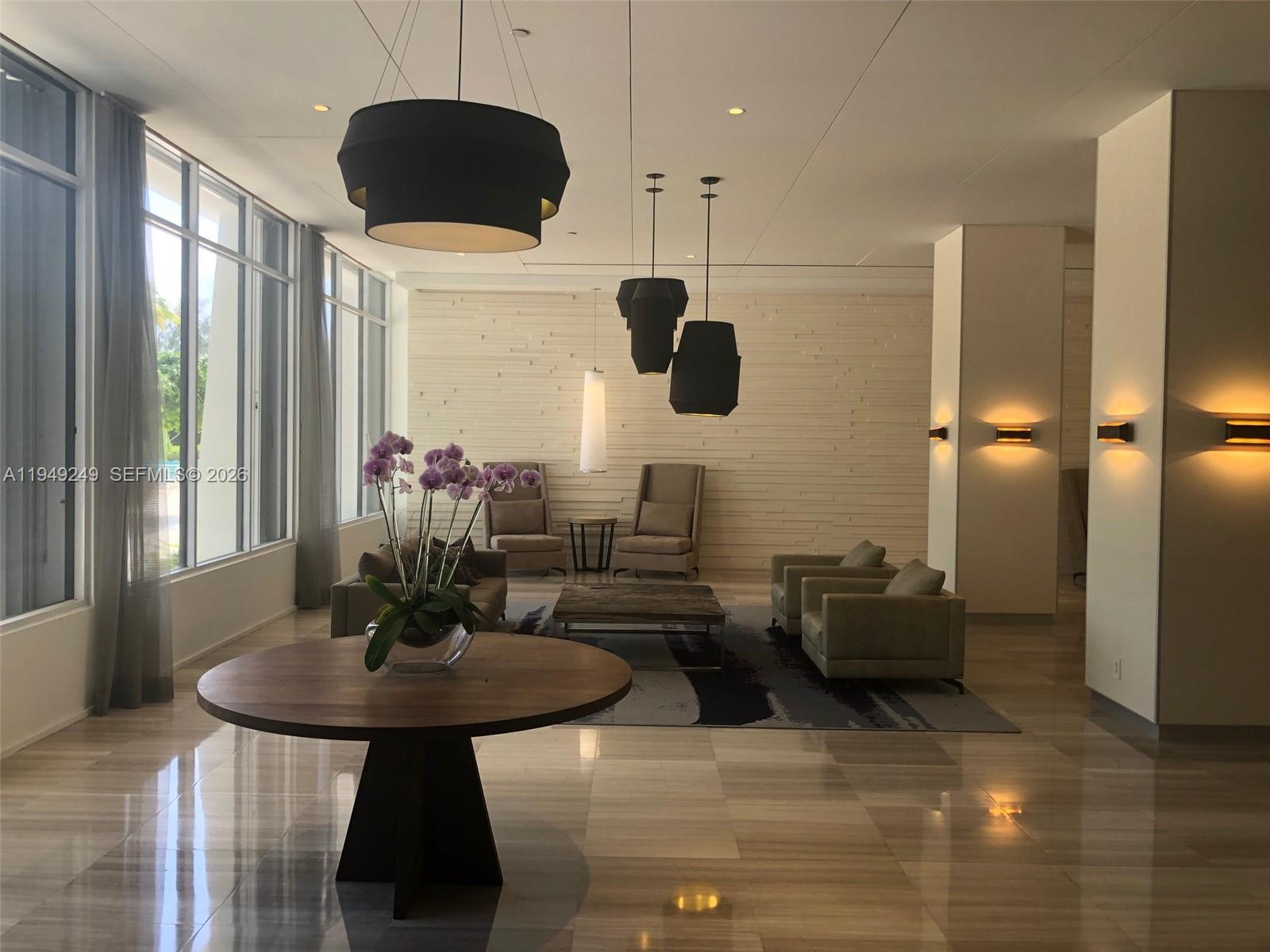 ARLEN HOUSE EAST CONDO - Residential