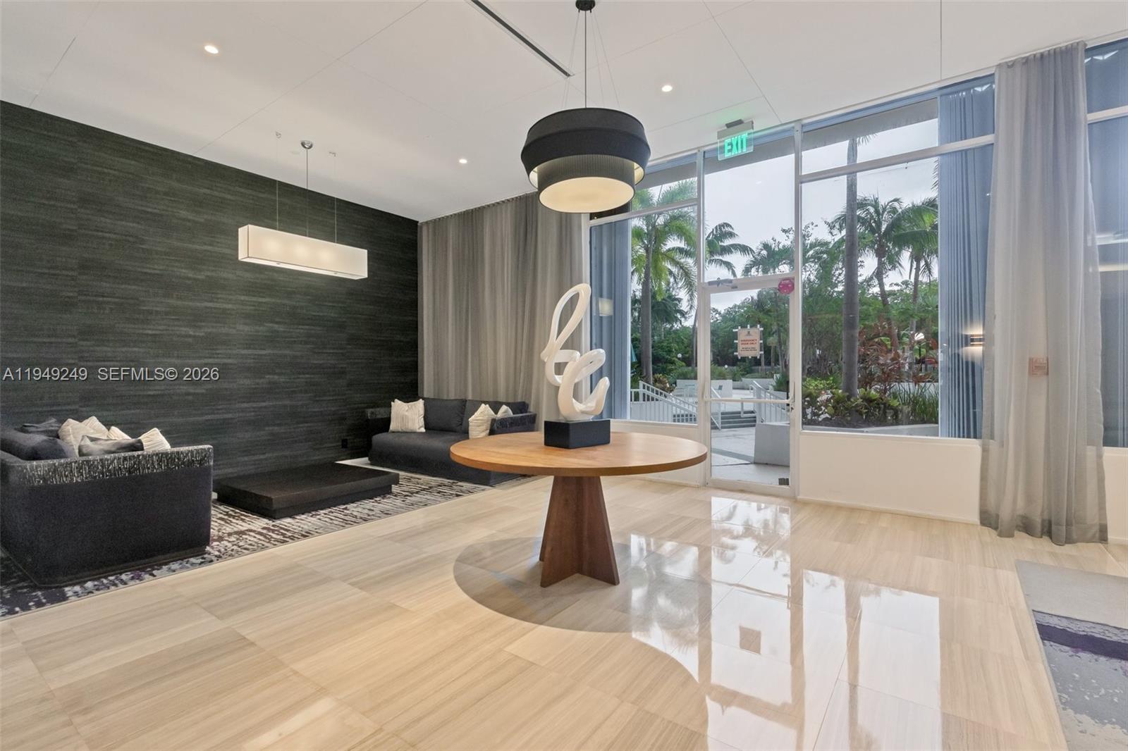 ARLEN HOUSE EAST CONDO - Residential