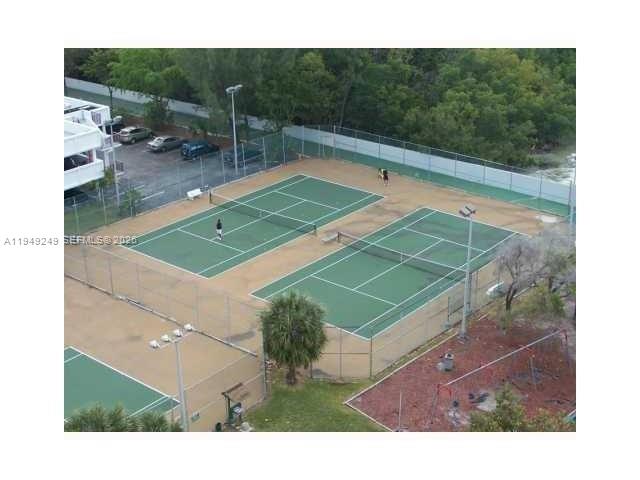 ARLEN HOUSE EAST CONDO - Residential