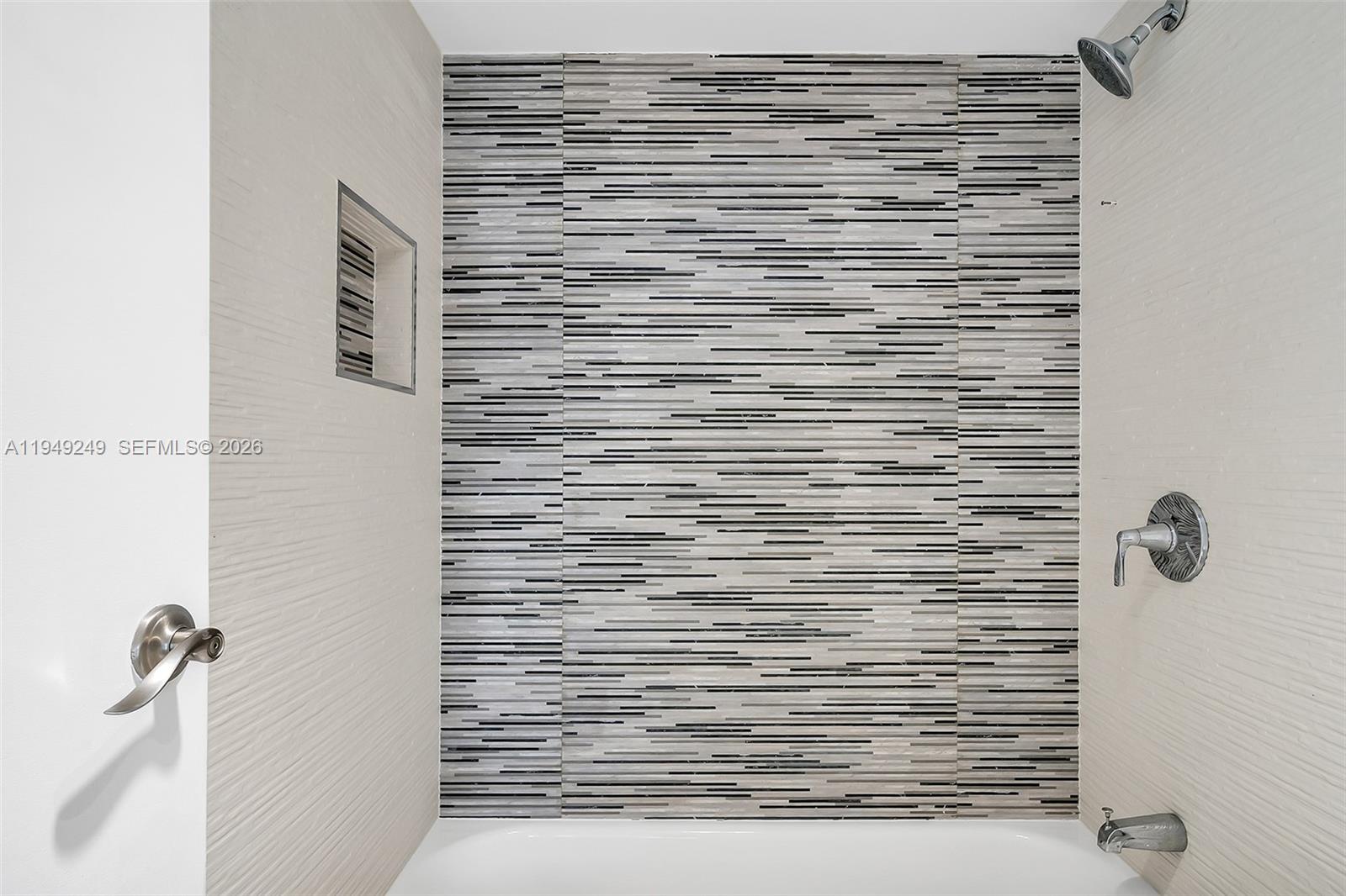 ARLEN HOUSE EAST CONDO - Residential