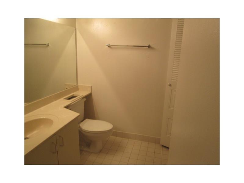 THE GREENS AT DORAL CONDO - Residential Lease