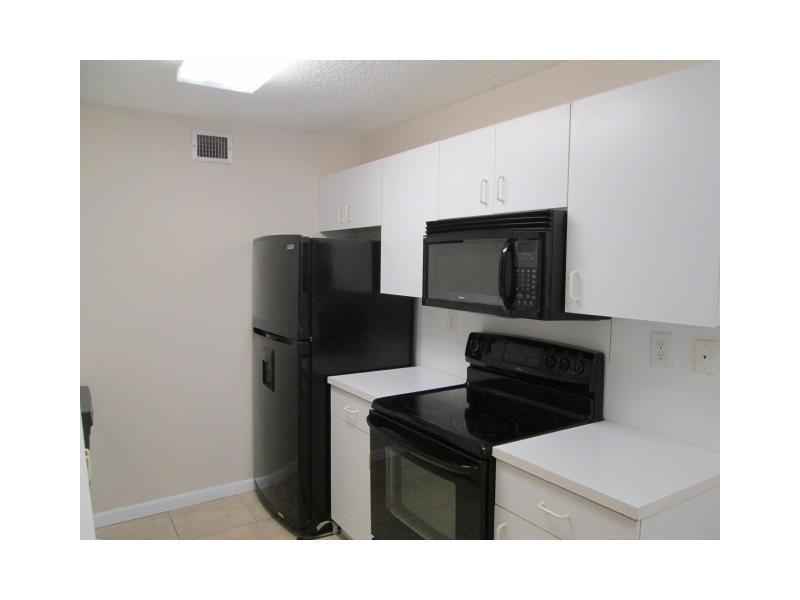 THE GREENS AT DORAL CONDO - Residential Lease