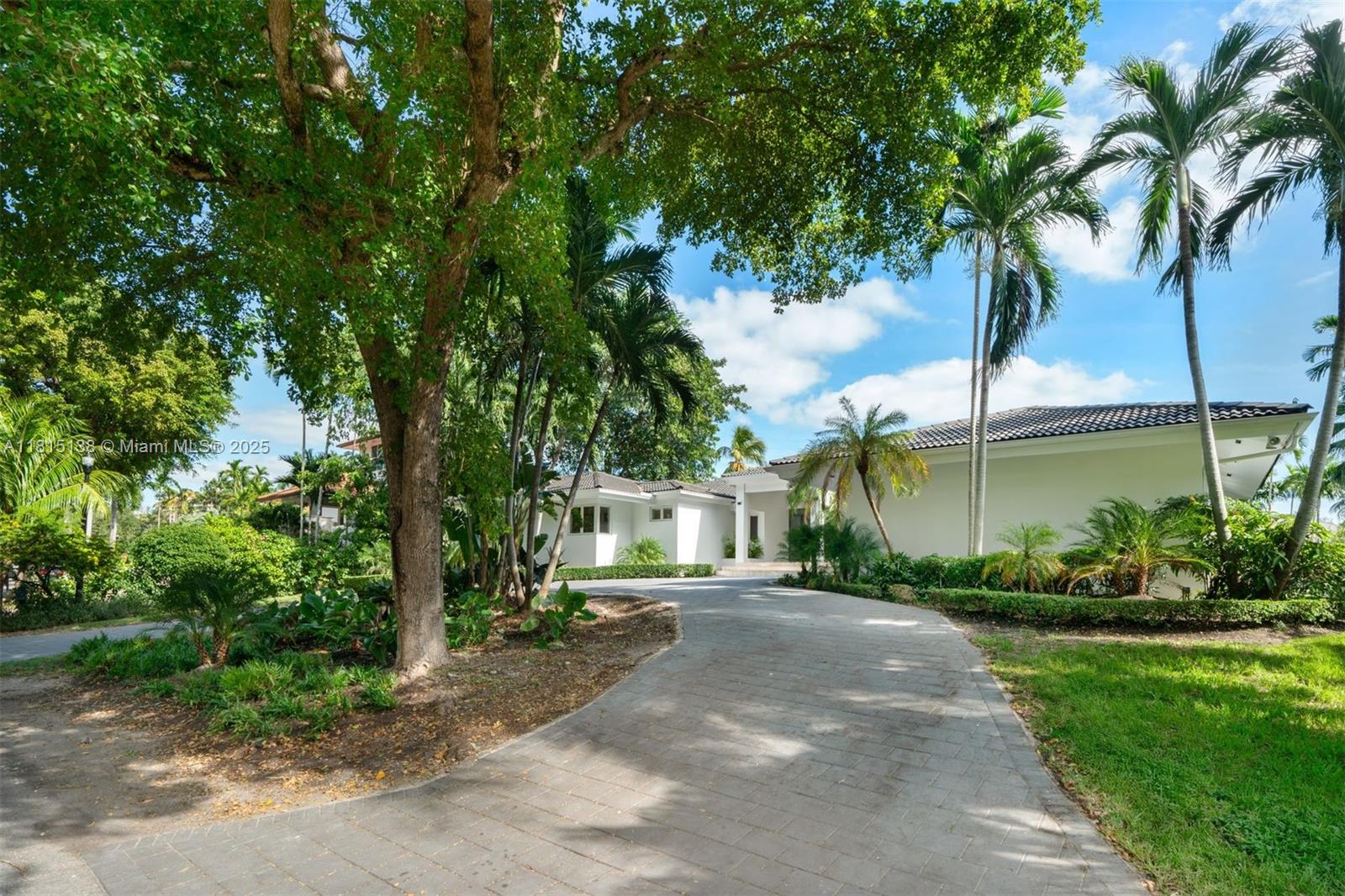 COCOPLUM SEC 1 - Residential Lease