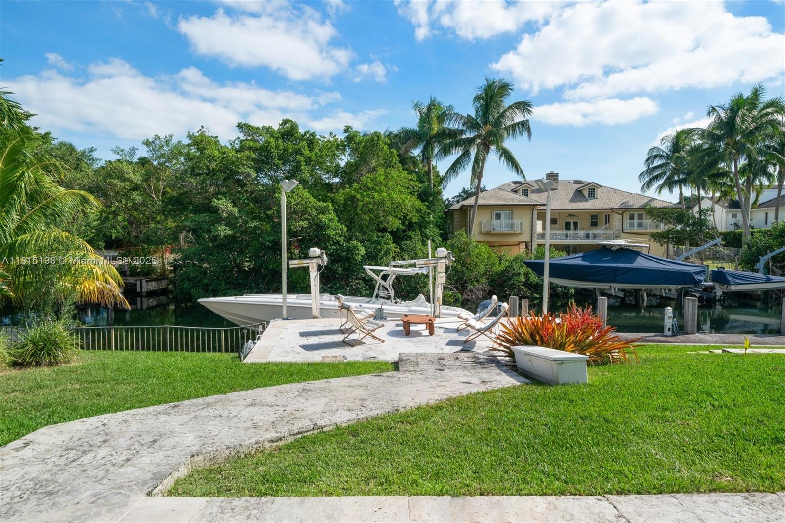 COCOPLUM SEC 1 - Residential Lease