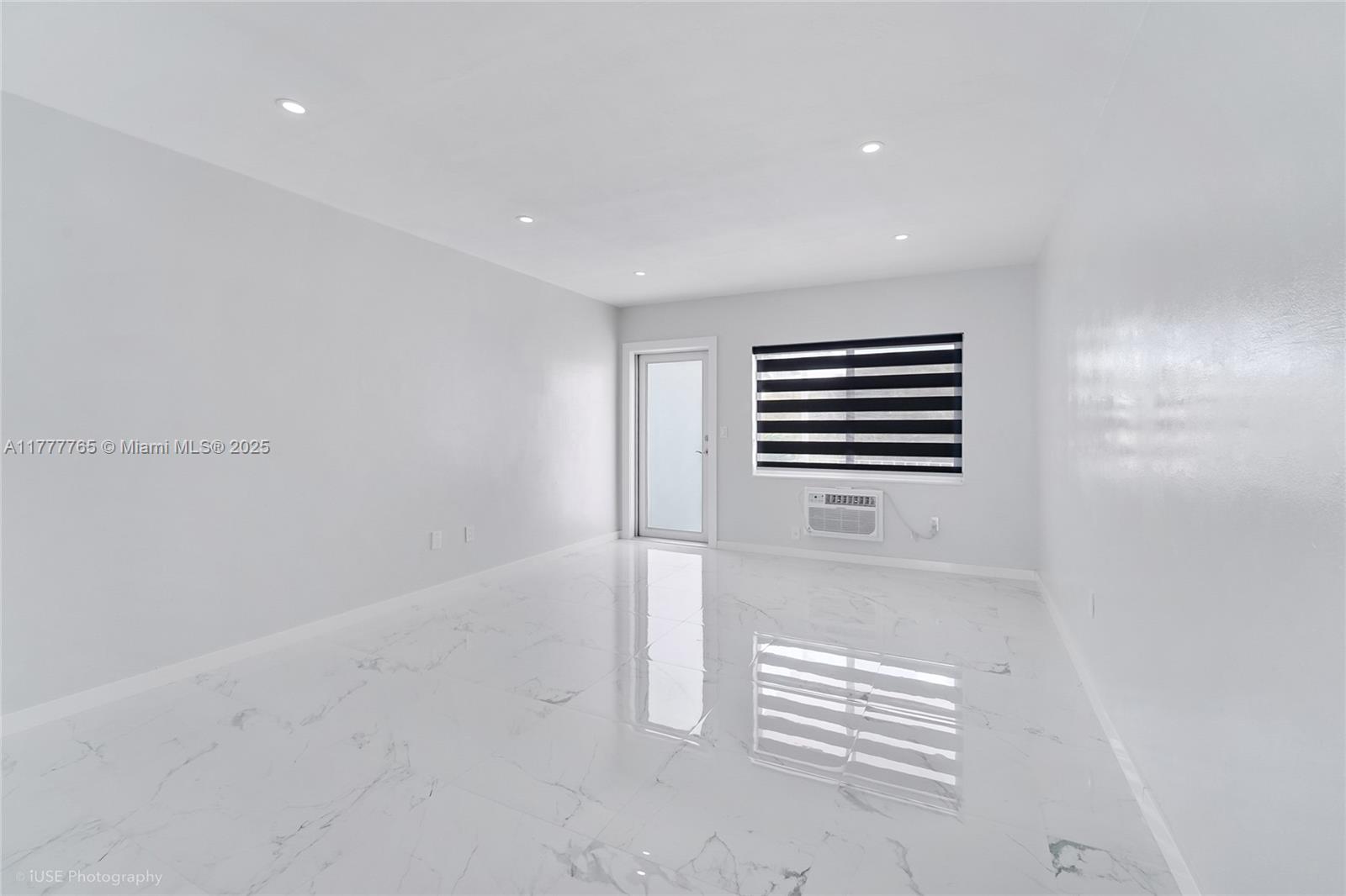 Rental Property at 641 Espanola Way 35, Miami Beach, Miami-Dade County, Florida - Bathrooms: 1  - $2,300 MO.