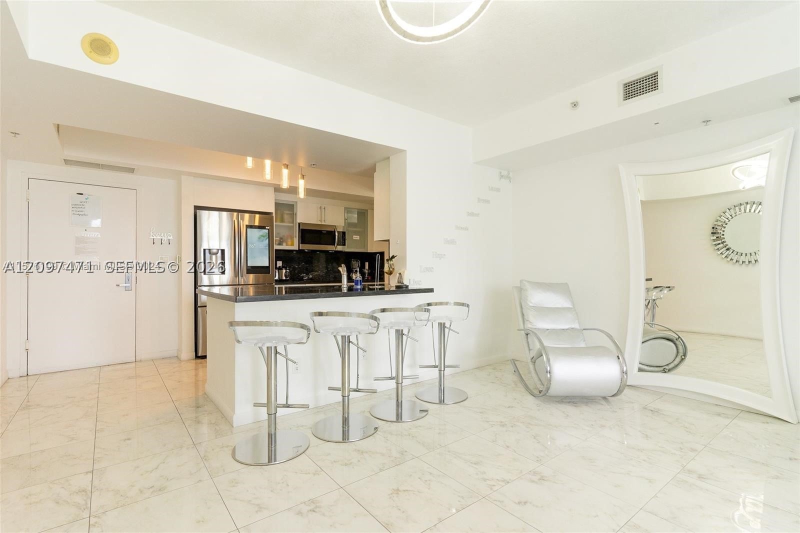 325 S Biscayne Blvd 2221