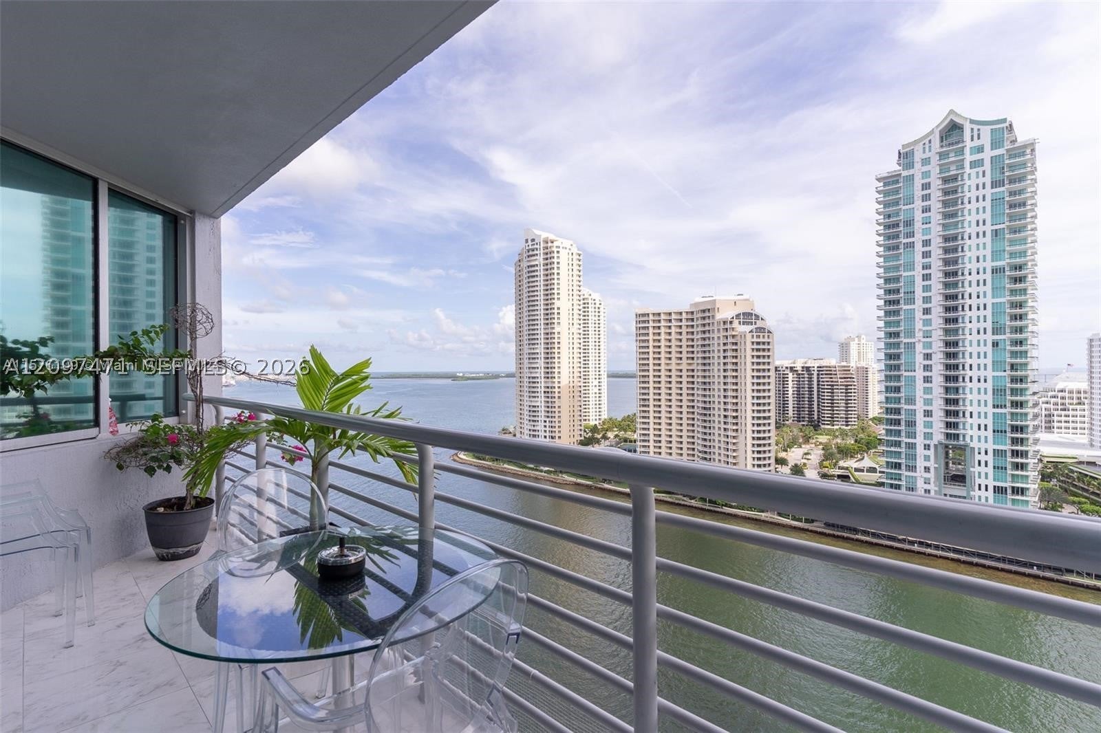 325 S Biscayne Blvd 2221