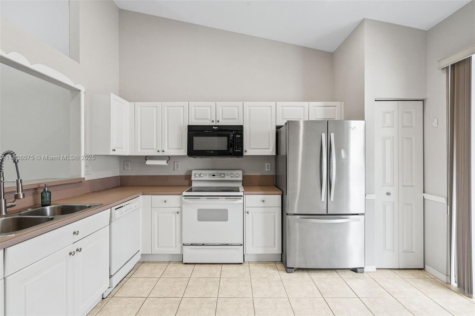 REGENCY HOMES AT SUNRISE - Residential