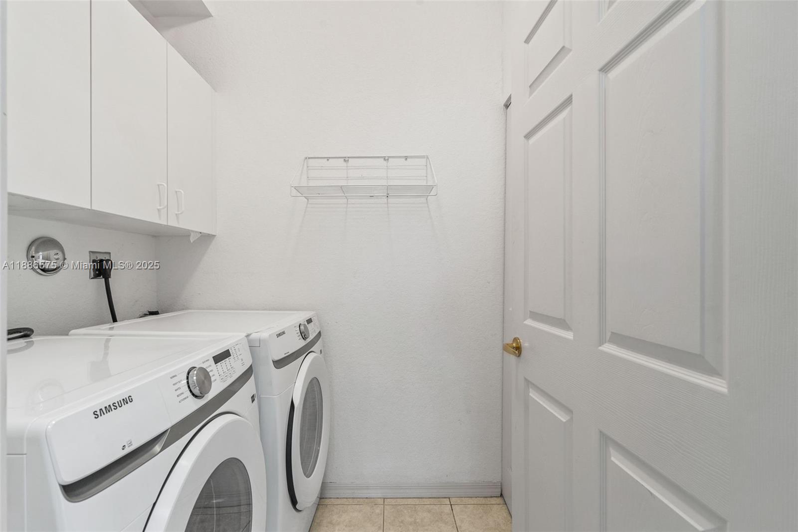 REGENCY HOMES AT SUNRISE - Residential