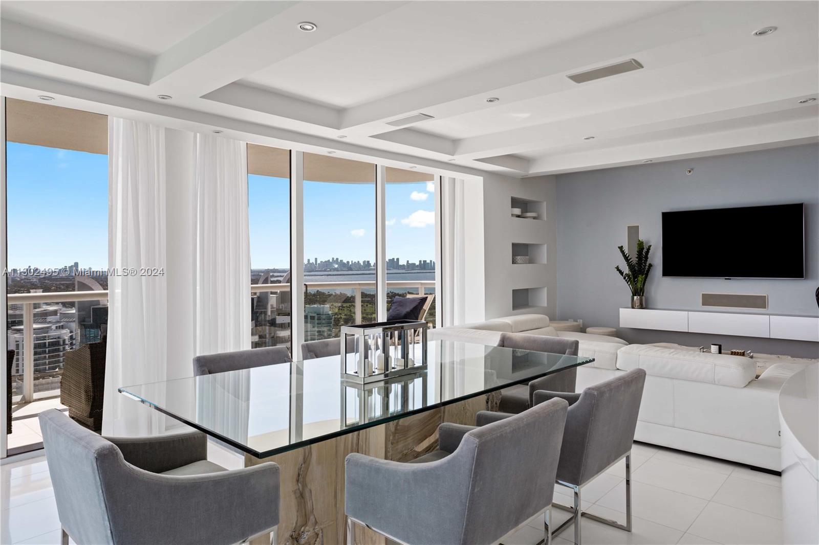 AKOYA CONDO - Residential Lease