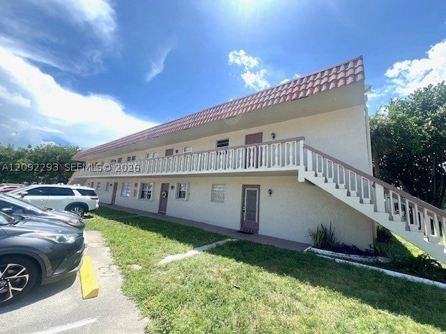 Photo of 3777 NW 78th Ave #13D, Davie, FL 33024 (MLS # A12092293)