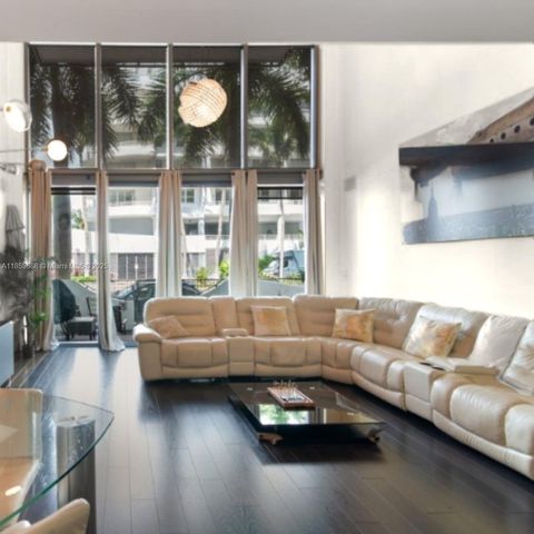 6000 Collins Ave 146 Miami Beach FL 33140