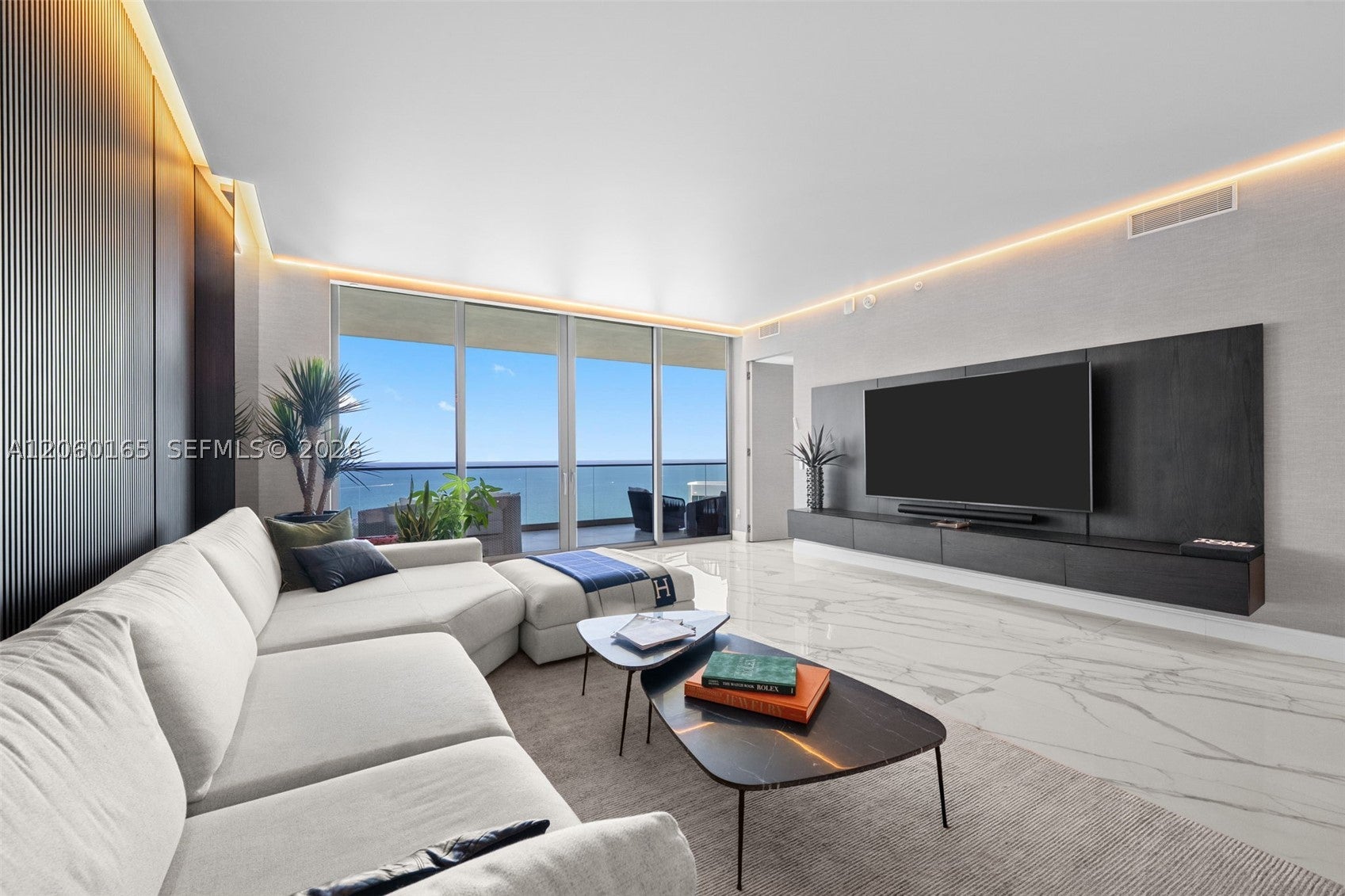 18975 Collins Ave 3303