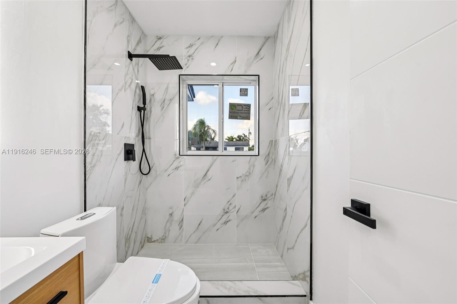 BEL-AIRE HOMES - Residential