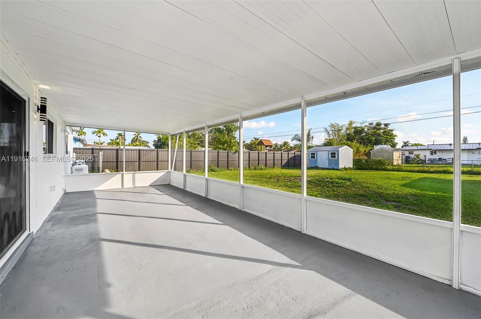 BEL-AIRE HOMES - Residential