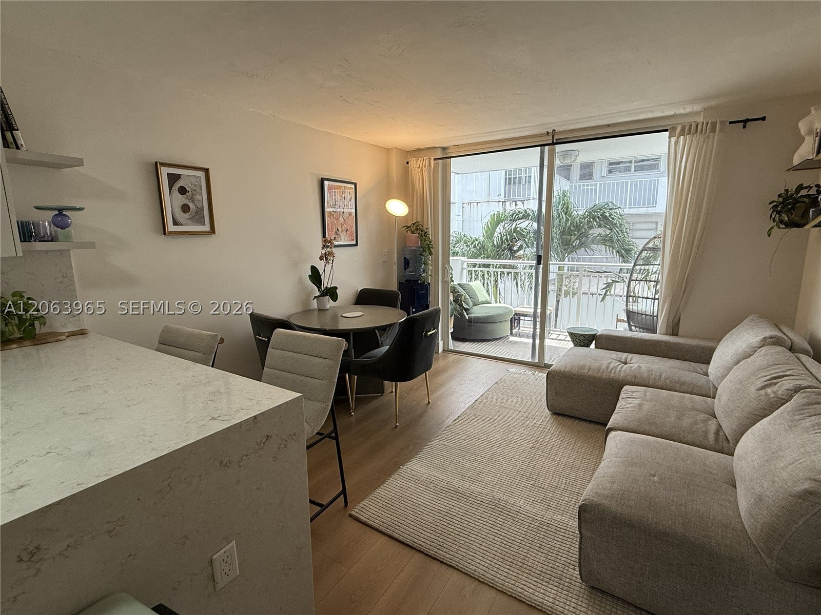 1666 West Ave 305