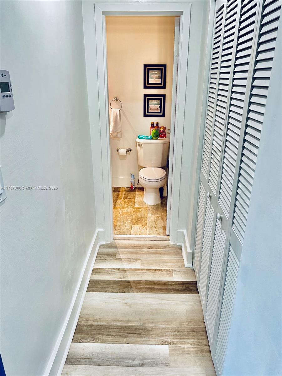 SAILBOAT CAY CONDO - Residential