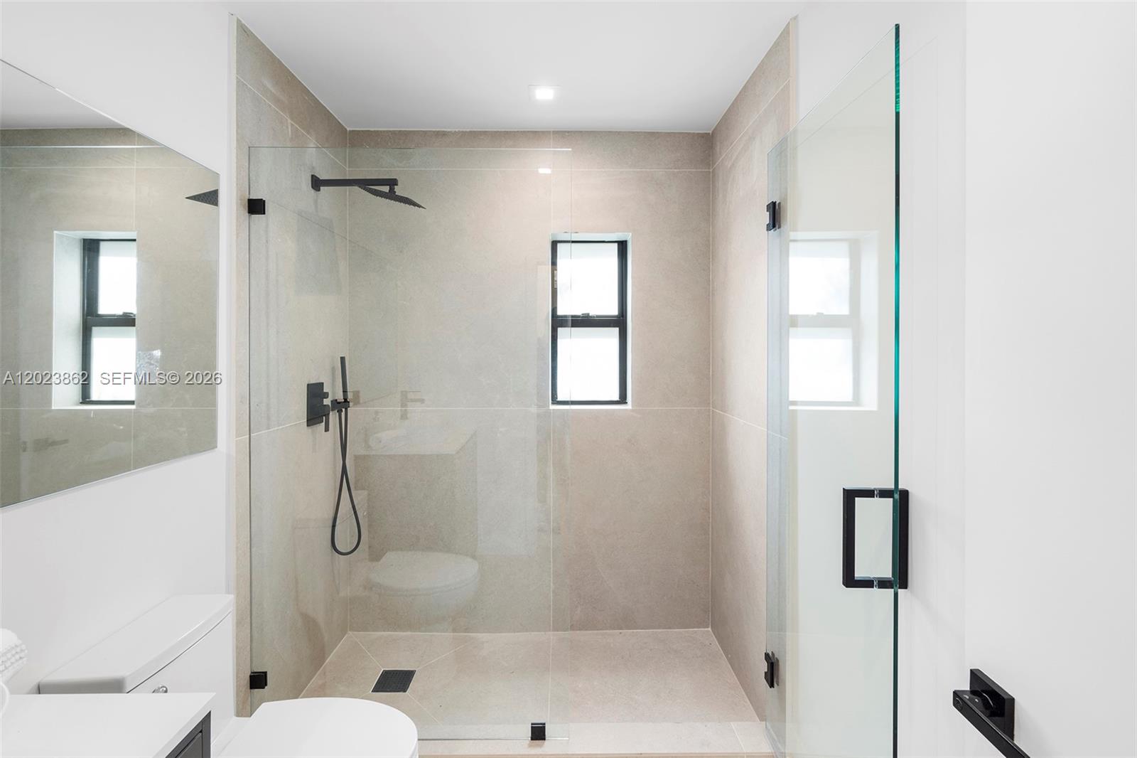 MIAMI SHORES SEC 6 - Residential Lease