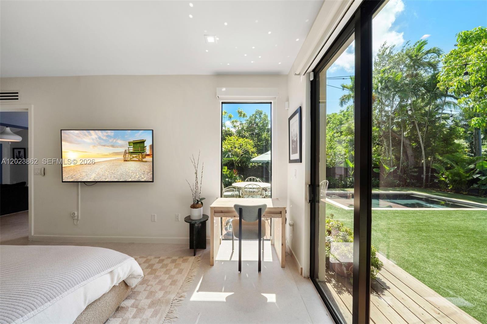 MIAMI SHORES SEC 6 - Residential Lease