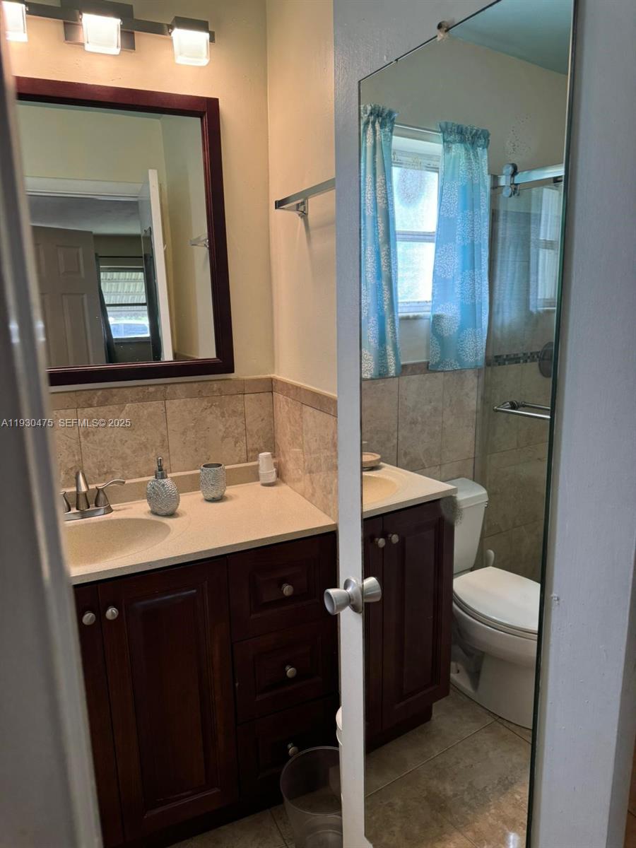 LAKE PARK GARDENS 3 INC C - Residential