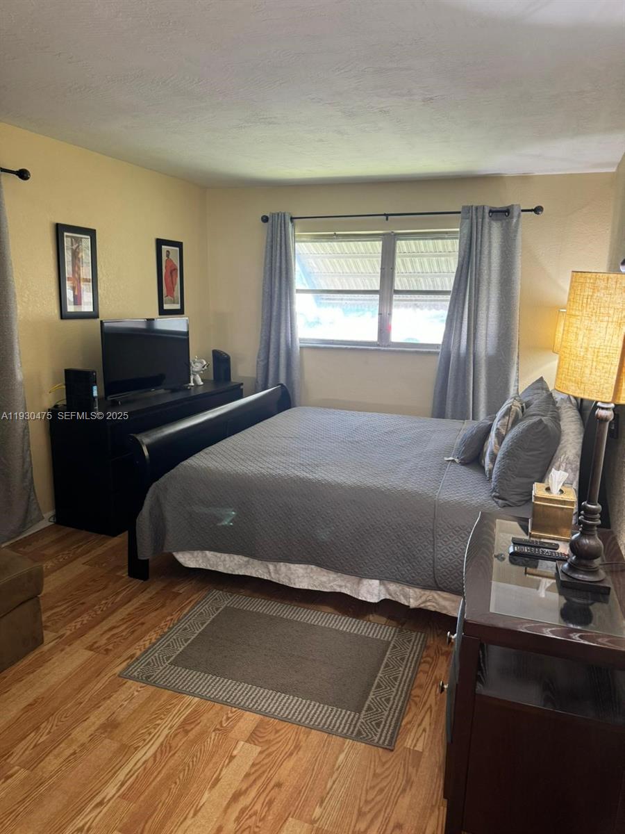 LAKE PARK GARDENS 3 INC C - Residential