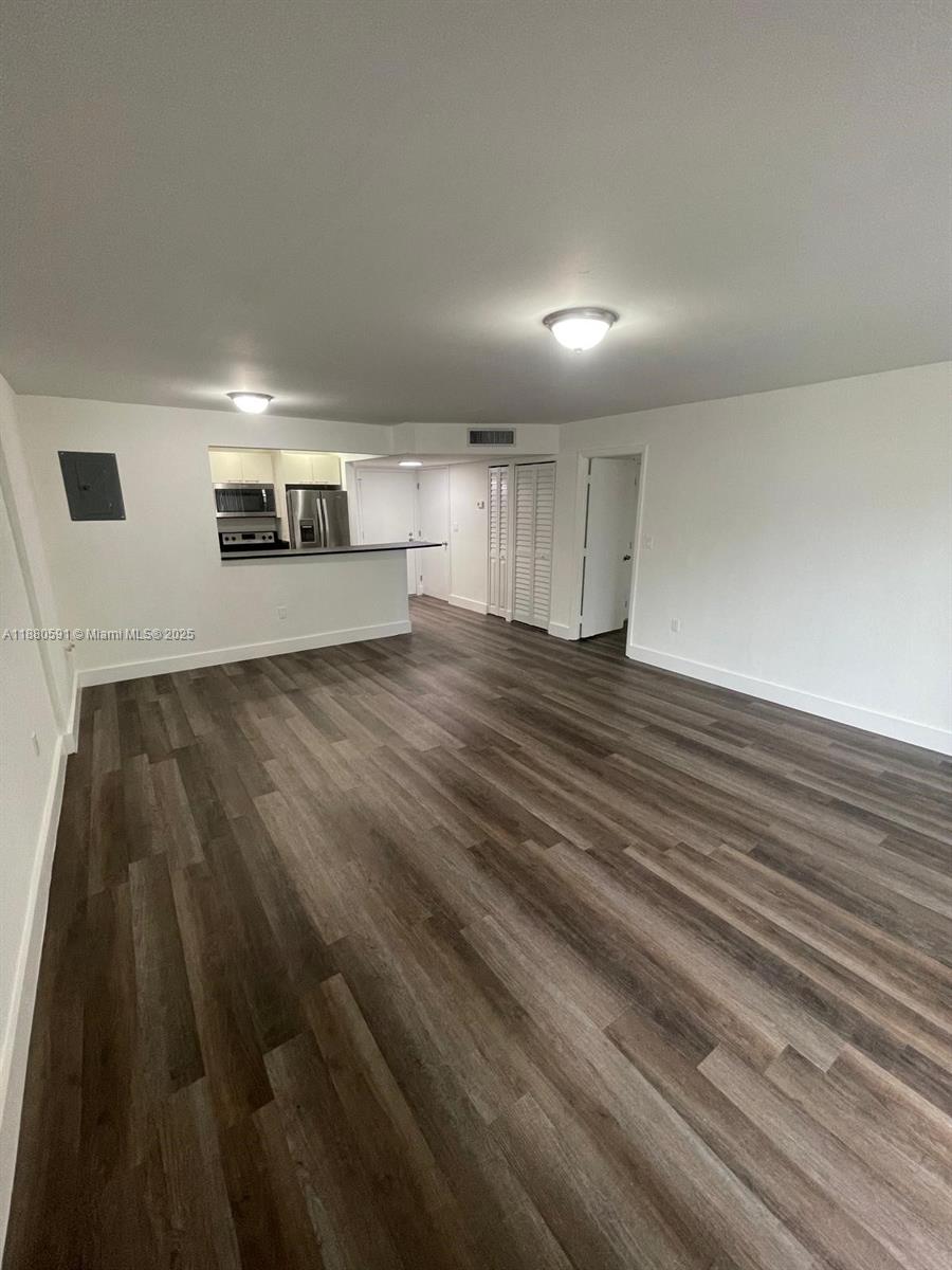 MANORS OF INVERRARY XII - Residential Lease